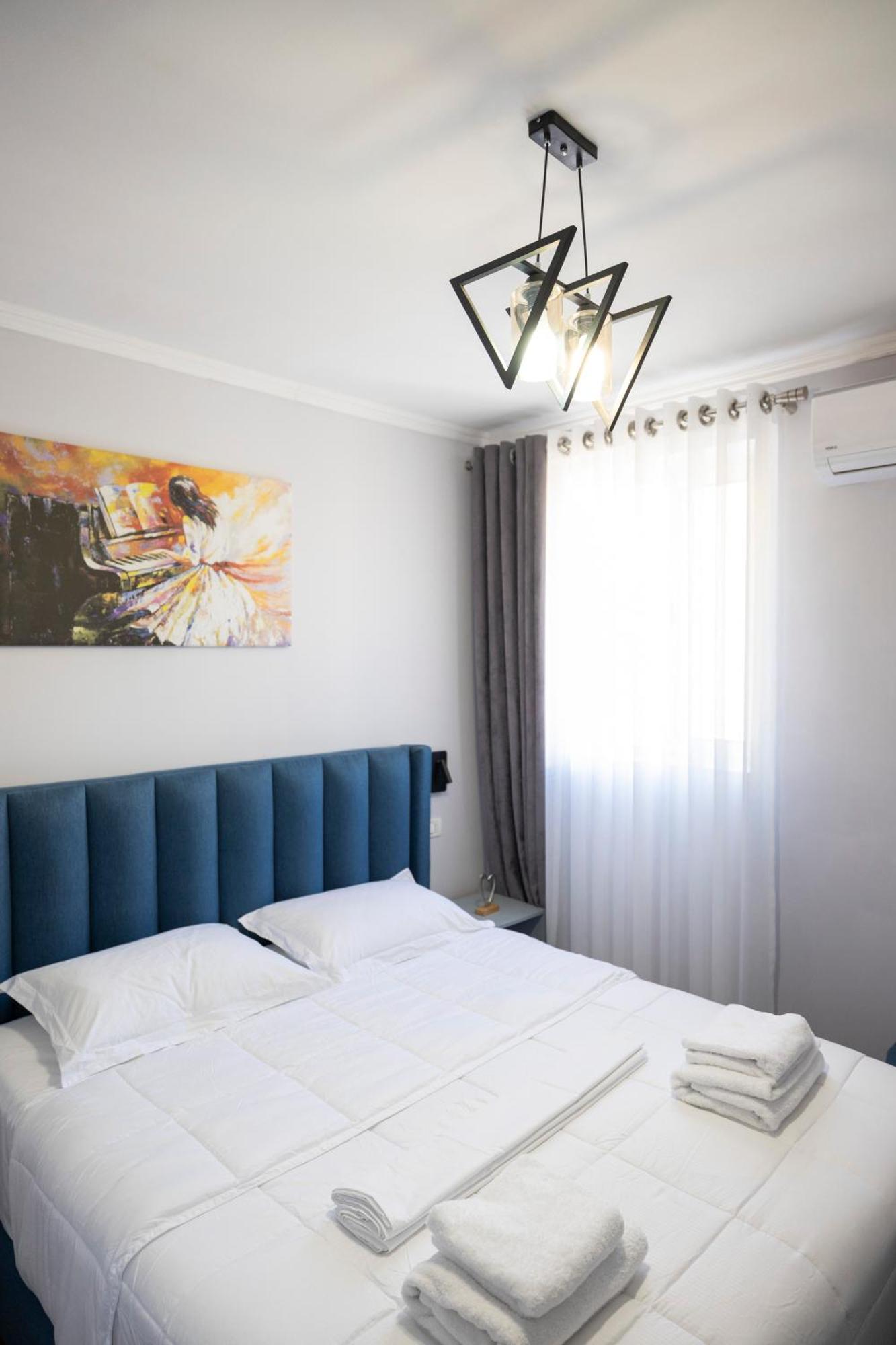 Tier Hotel Tirana Exterior photo